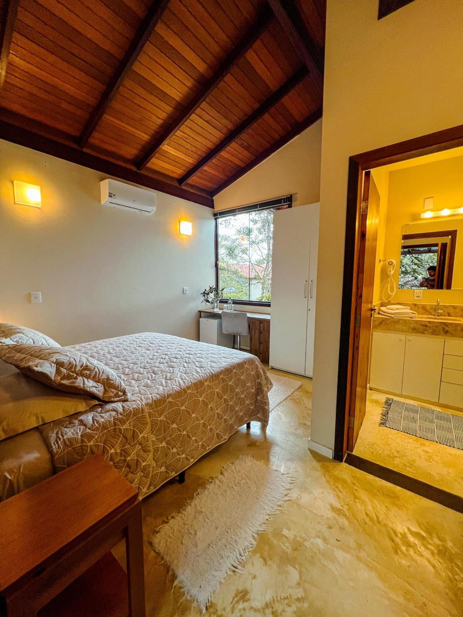 Parika Pousada Alto Paraiso de Goias Luaran gambar